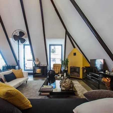 Old Stables Penthouse *