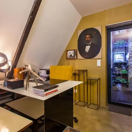 Old Stables Penthouse Lisboa